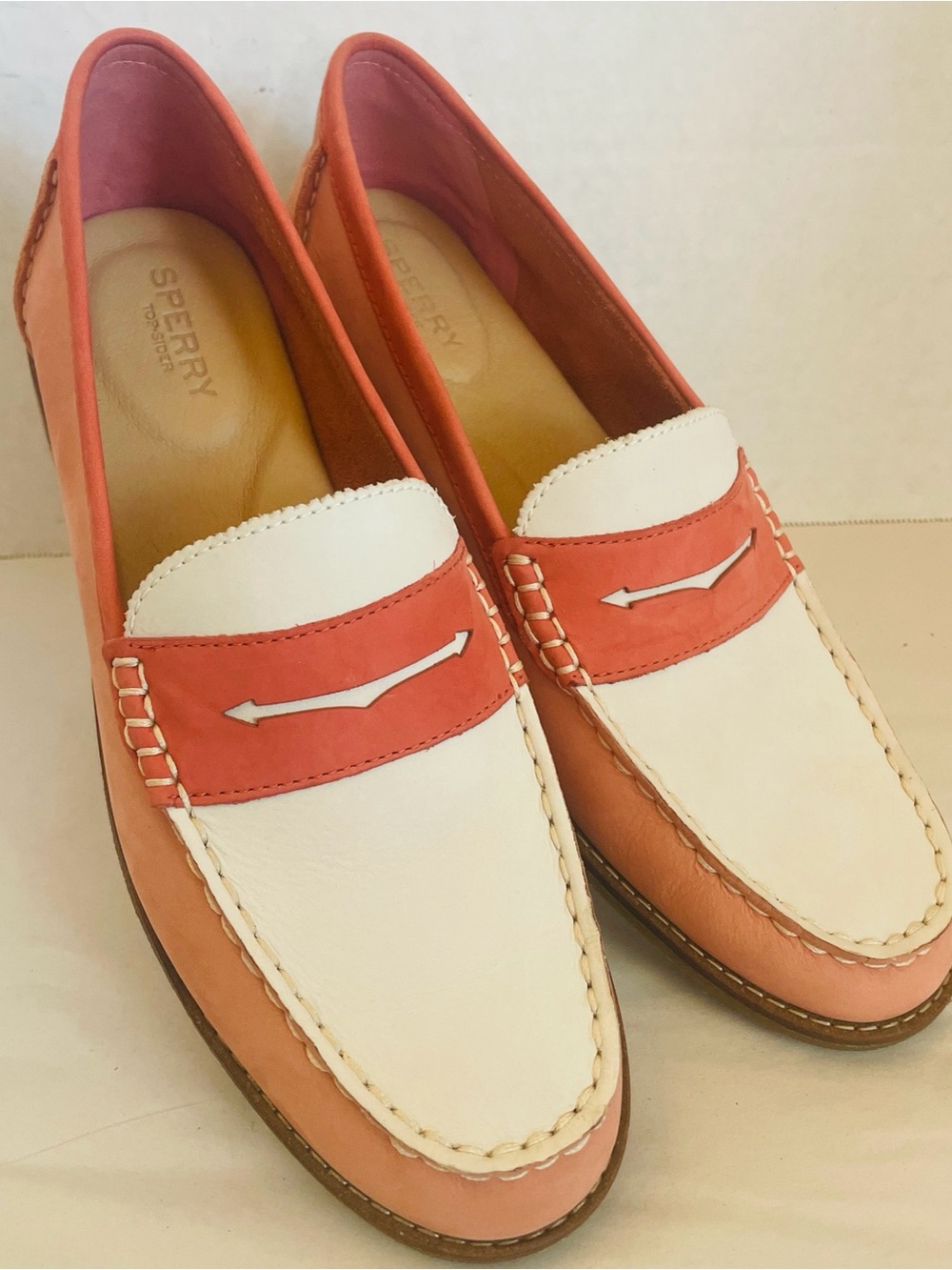 Sperry Women's Seaport Penny Loafer Pink Tri-tone SZ 10M NEW